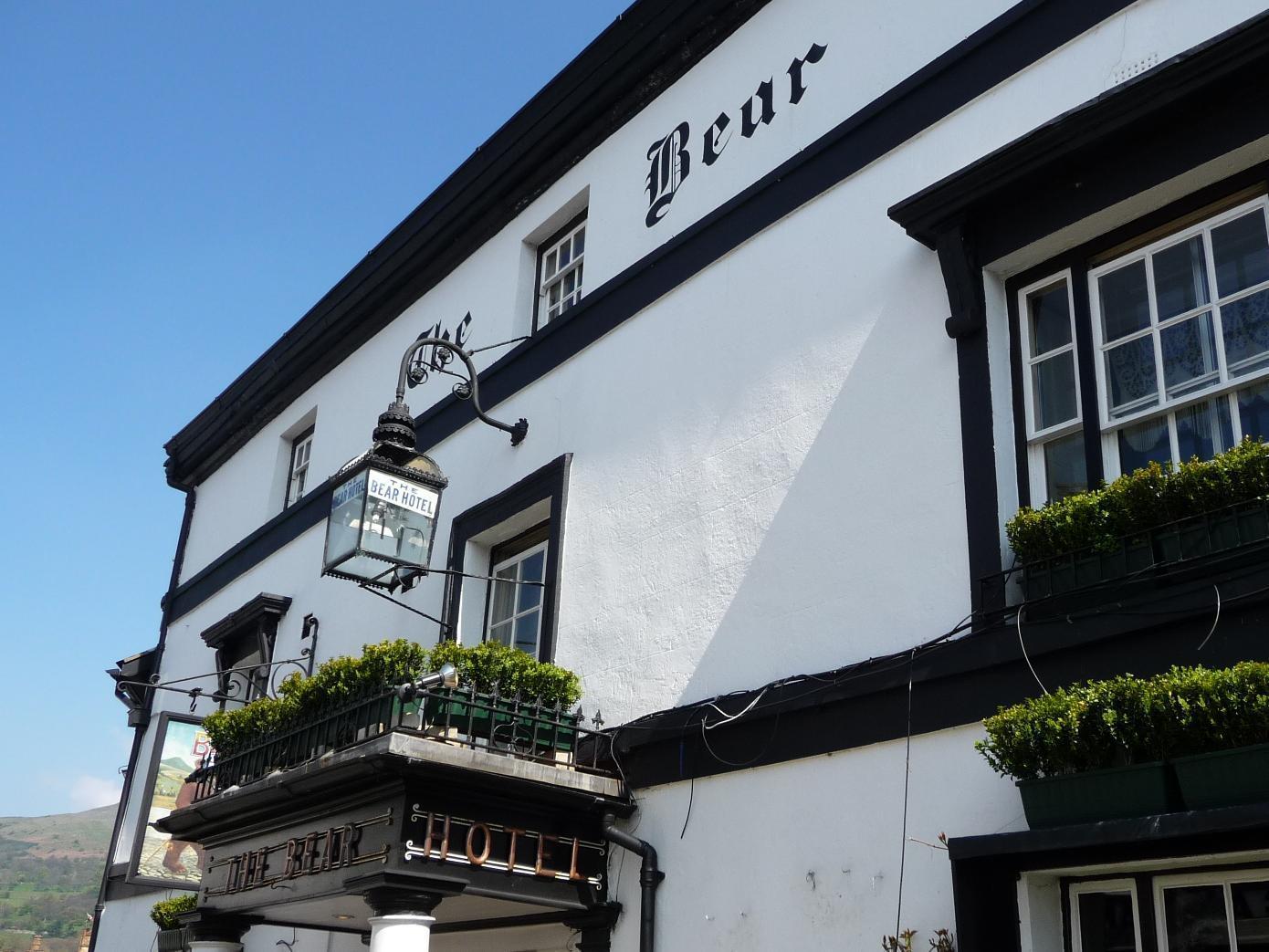 Bear Crickhowell Hotel Exterior photo