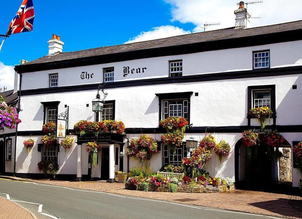 Bear Crickhowell Hotel Exterior photo